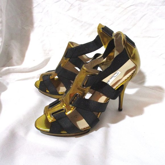 Oscar de la Renta Gold and Black Heels - Picture 3 of 6
